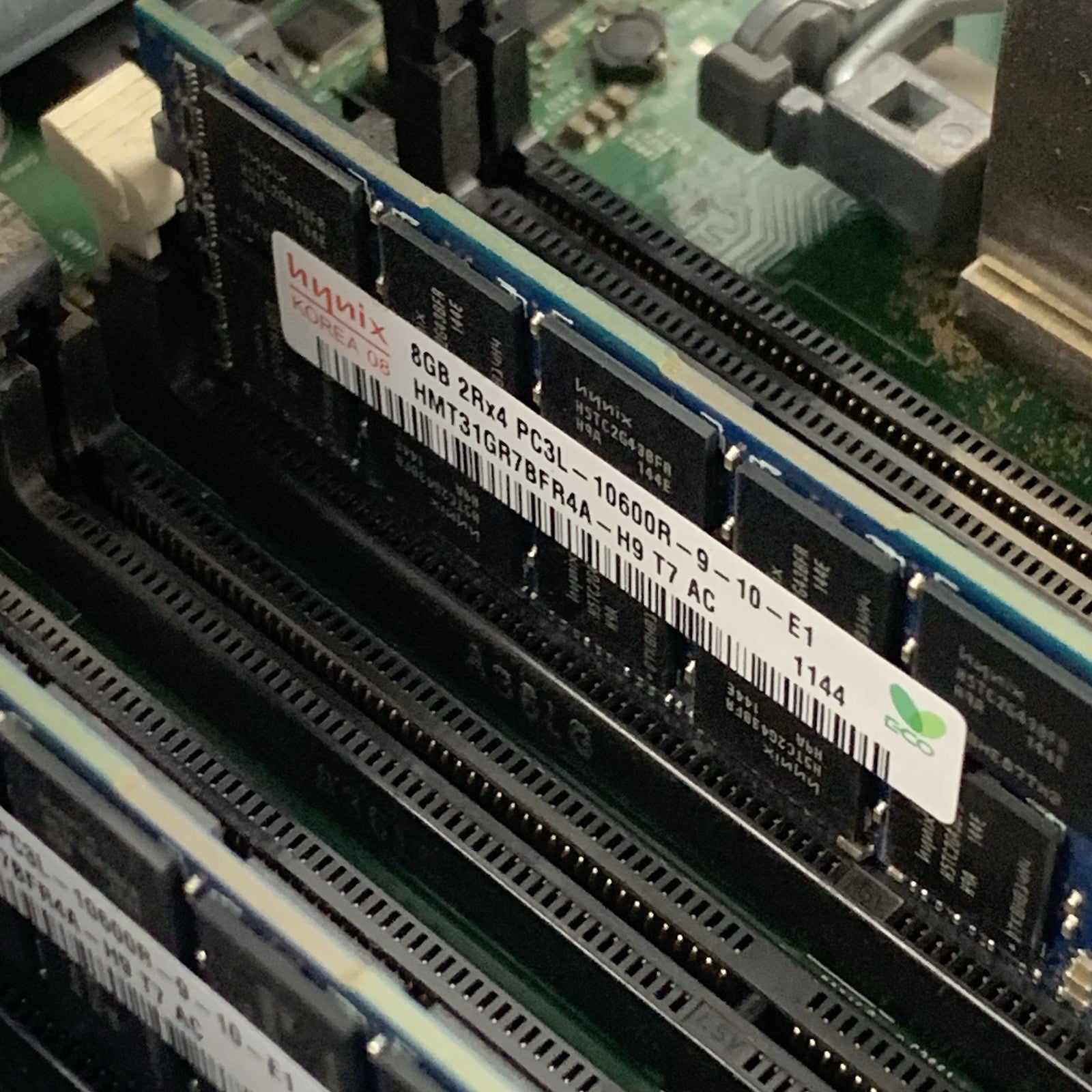 Dell Poweredge R710 Server 2x E5620 2.4 GHz 48 GB Ram Bad ODD No HDD No OS19