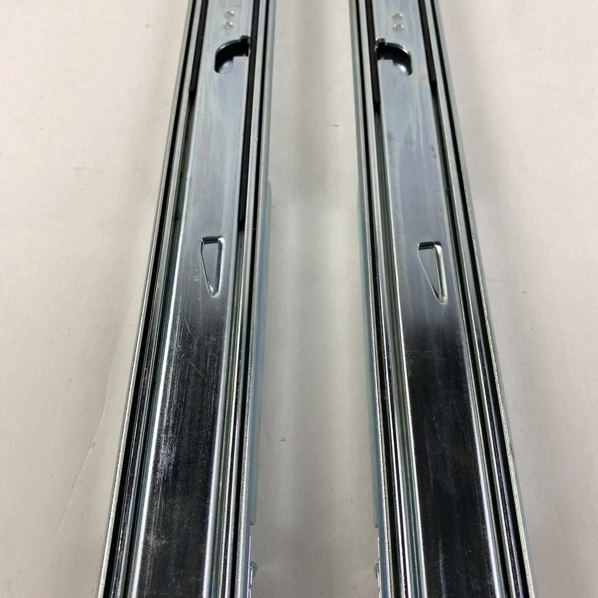 Dell CN-0DR784-01078-81D-0633 1U Left and Right Sliding Server Rails8
