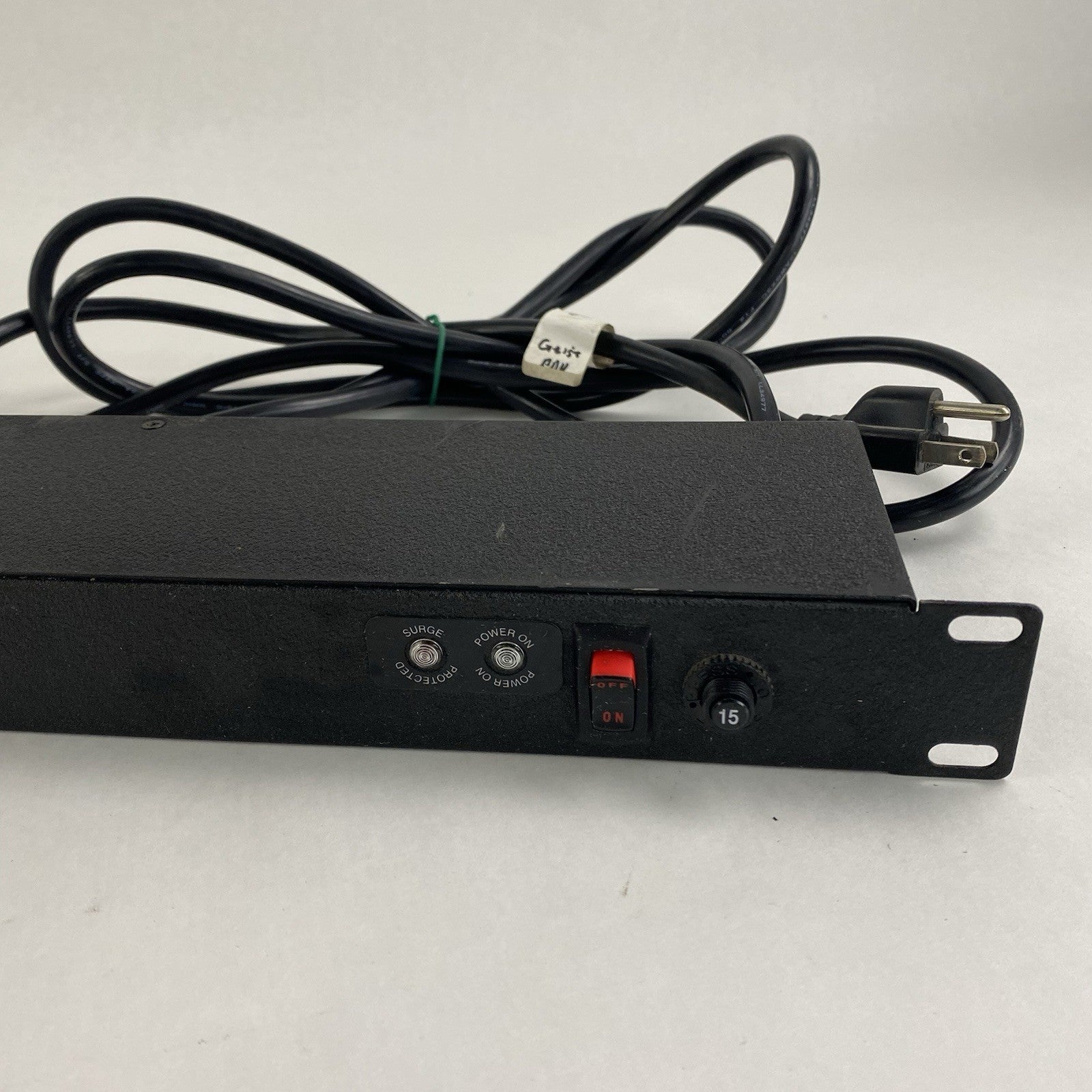 Geist SP064-10 6-Outlet Power Distribution Unit3