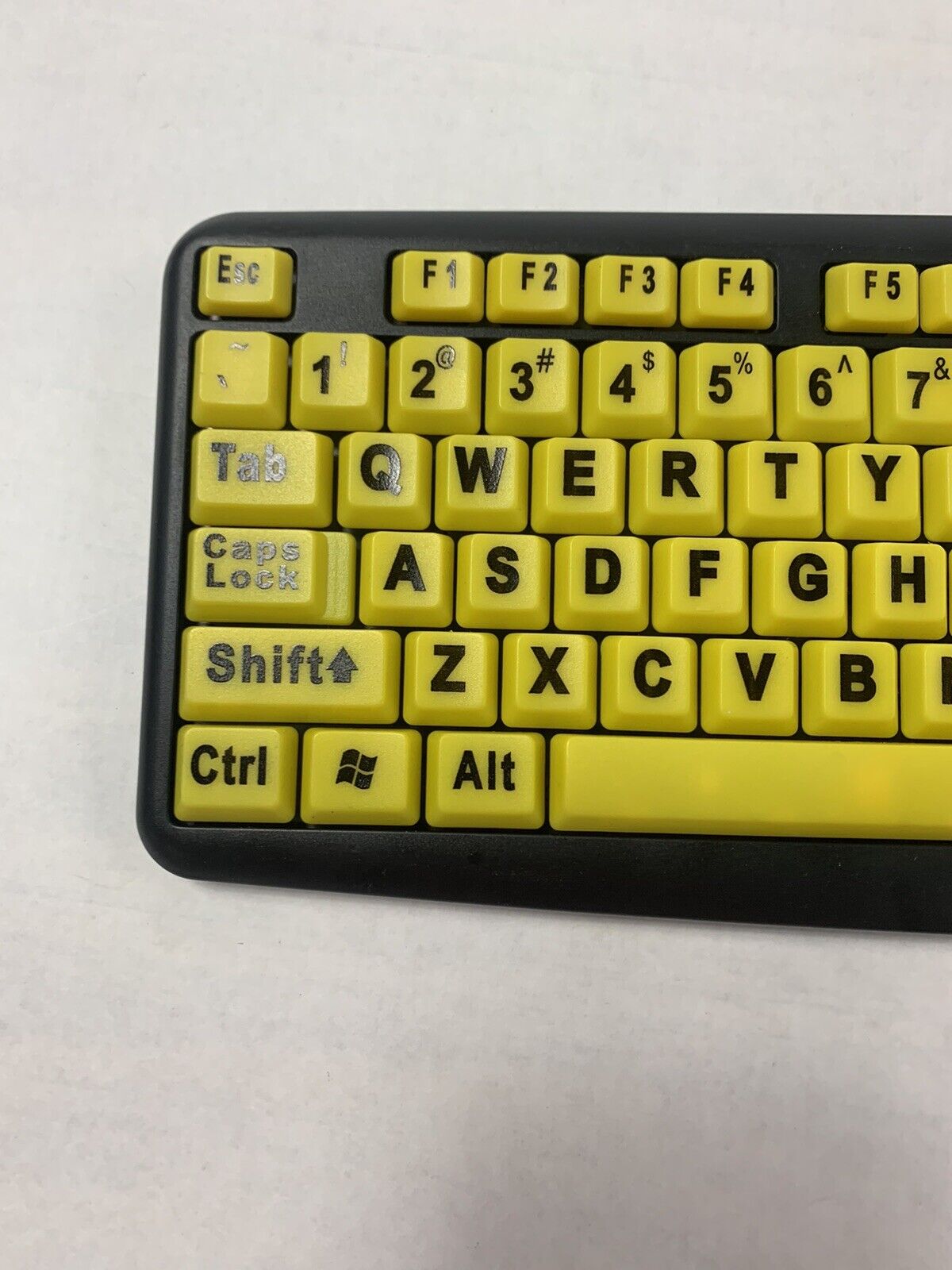 EZ Eyes HPO-J1305 Large Print Wired Keyboard