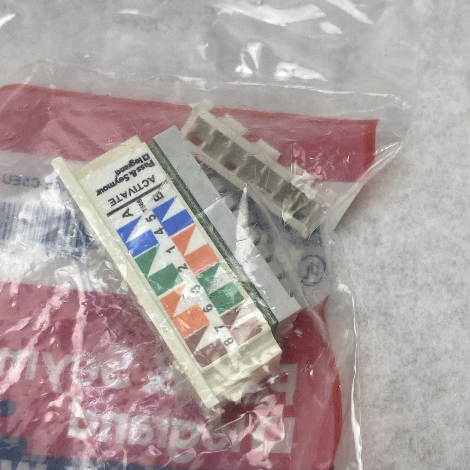 Pass & Seymour 2A145-C5EU Activate 2A Single Cat 5e RJ45 Wiremold Ivory - Lot 155