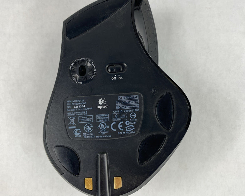 Logitech M-RBQ124 Wireless Mouse w/ Charging Station Untested