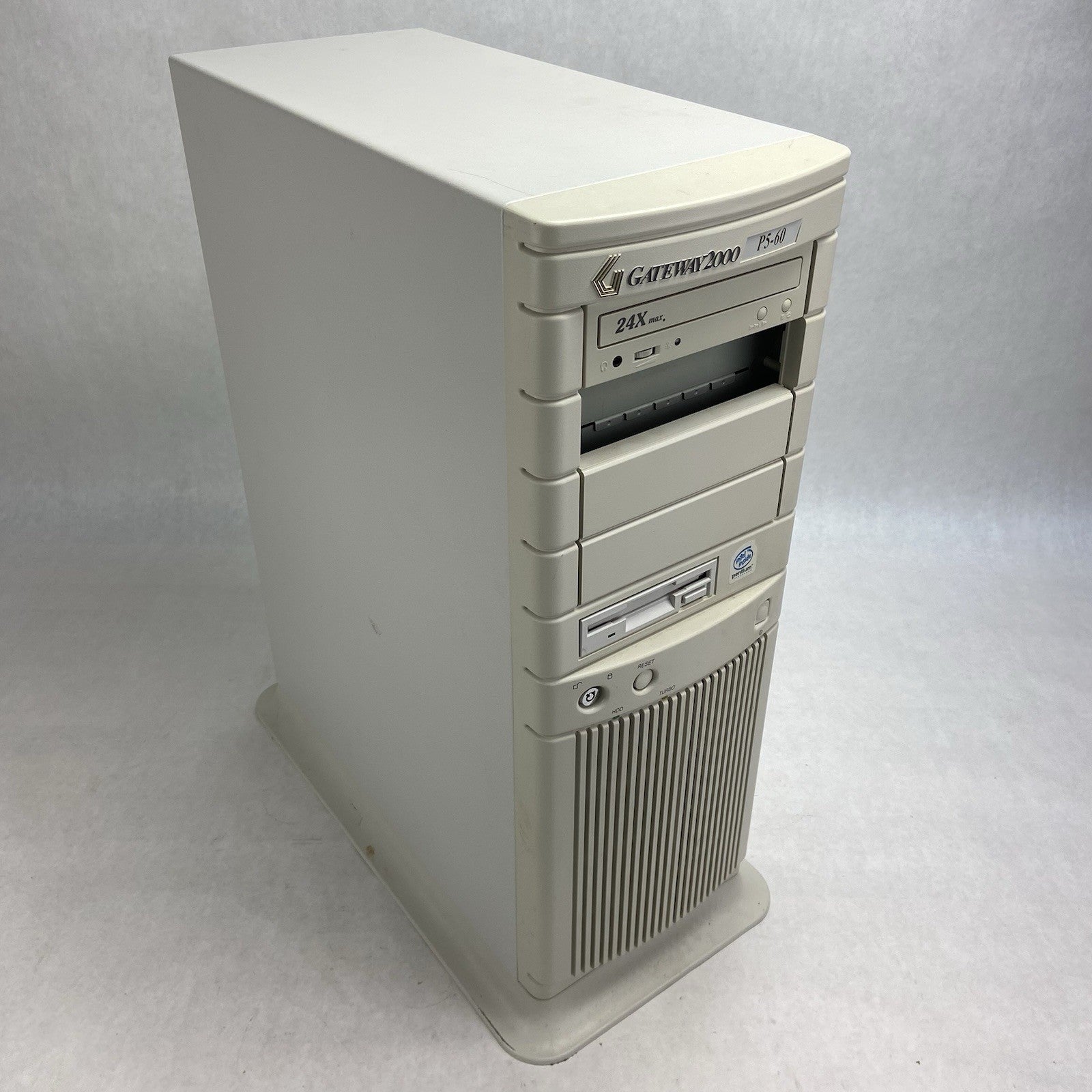 Gateway 2000 P5-60 MT Intel Pentium MMX 200MHz 64MB RAM No HDD No OS0
