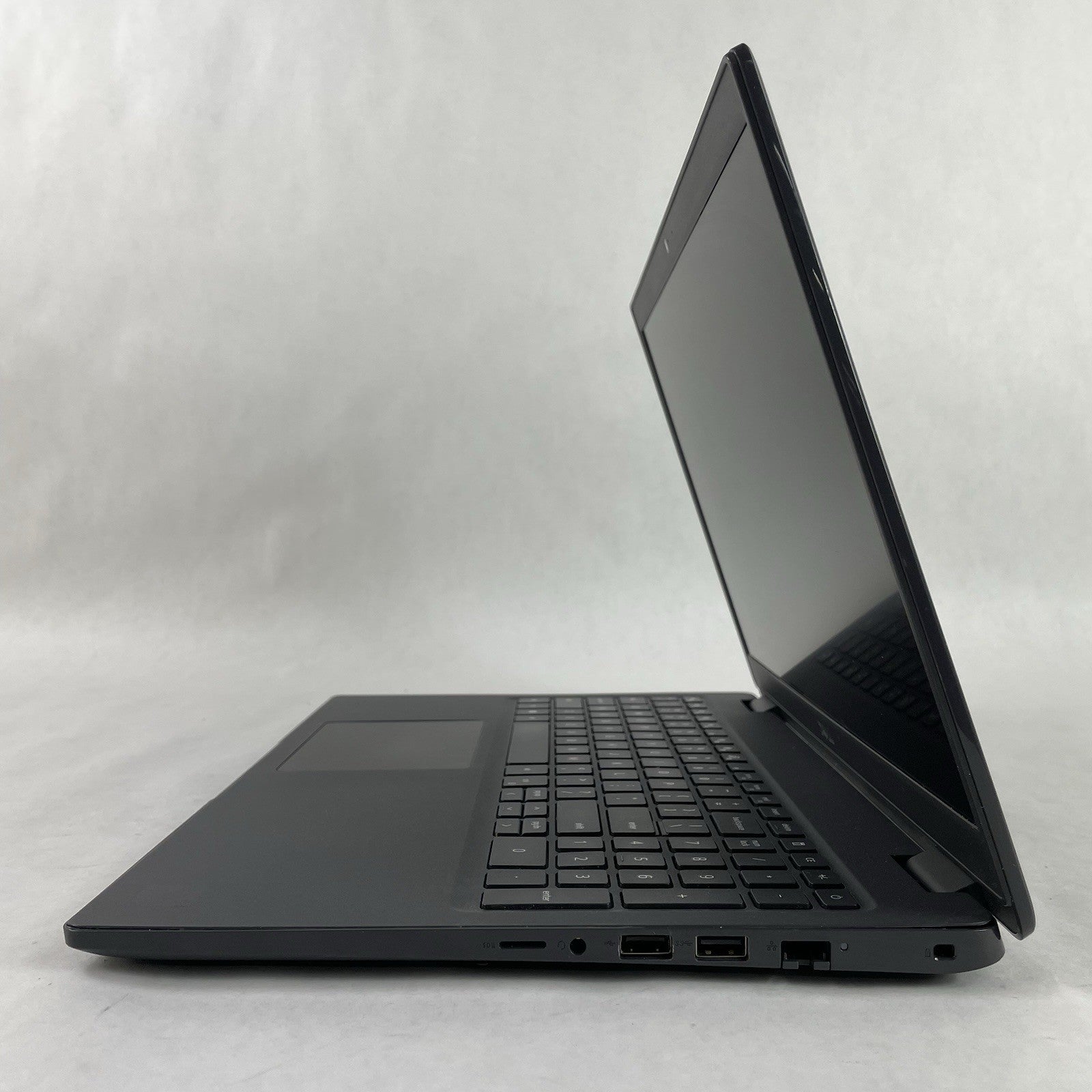 Dell Latitude 3510 15.6" i7-10510U 1.80 GHz 8 GB RAM No SSD/OS/AC4