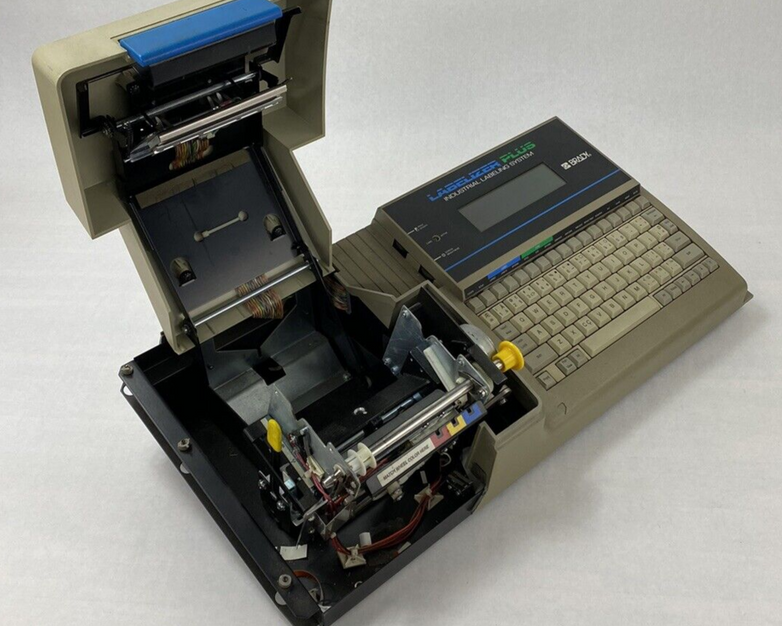 Brady Labelizer Plus Label and Sign Maker M No Power Cord For Parts or Repair