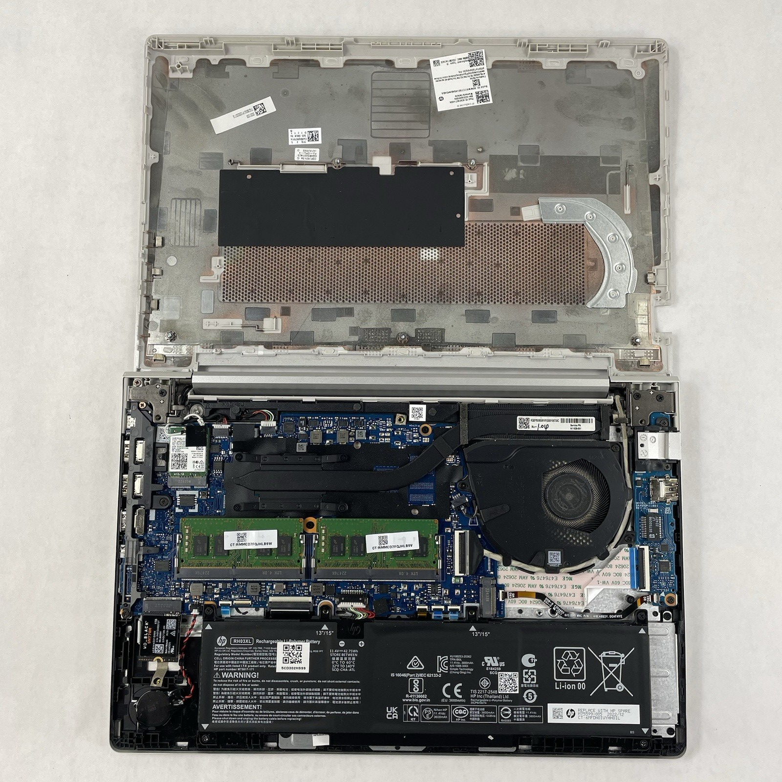 HP EliteBook 640 G9 14" i5-1235U 3.96 GHz 16 GB RAM No SSD/OS/AC16