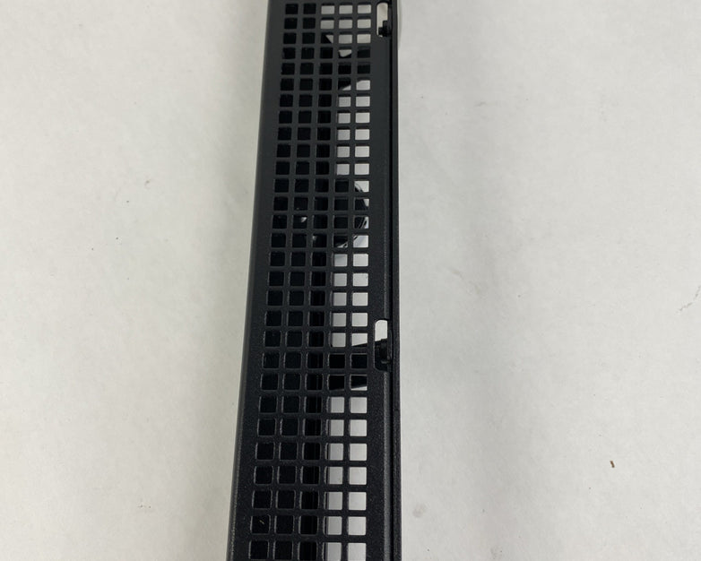 Dell 100-562-803 EMC2 Server Front Bezel - w/ Key
