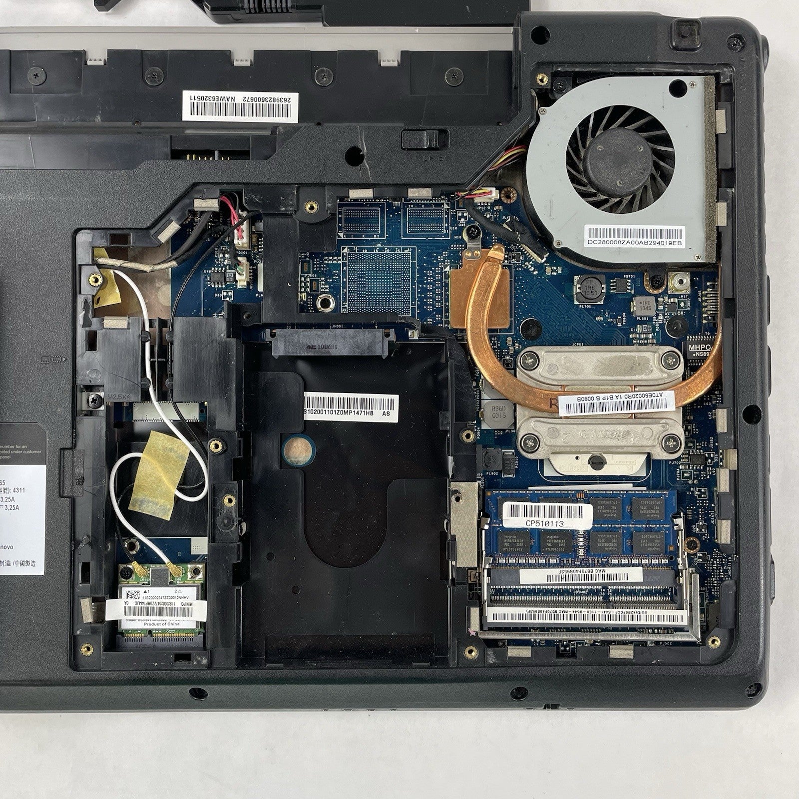 Lenovo IdeaPad Z565 15.6" AMD Phenom 2 N660 3.0GHz 4GB RAM No SSD/OS/AC/Battery18