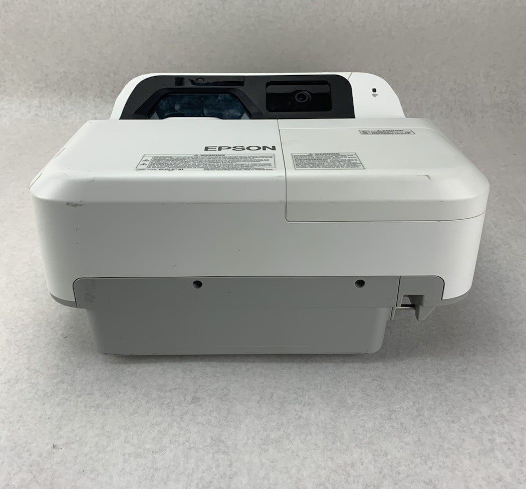 Epson PowerLite 695Wi H740A LCD Lamp Projector 3146 Lamp Hours - No Remote1