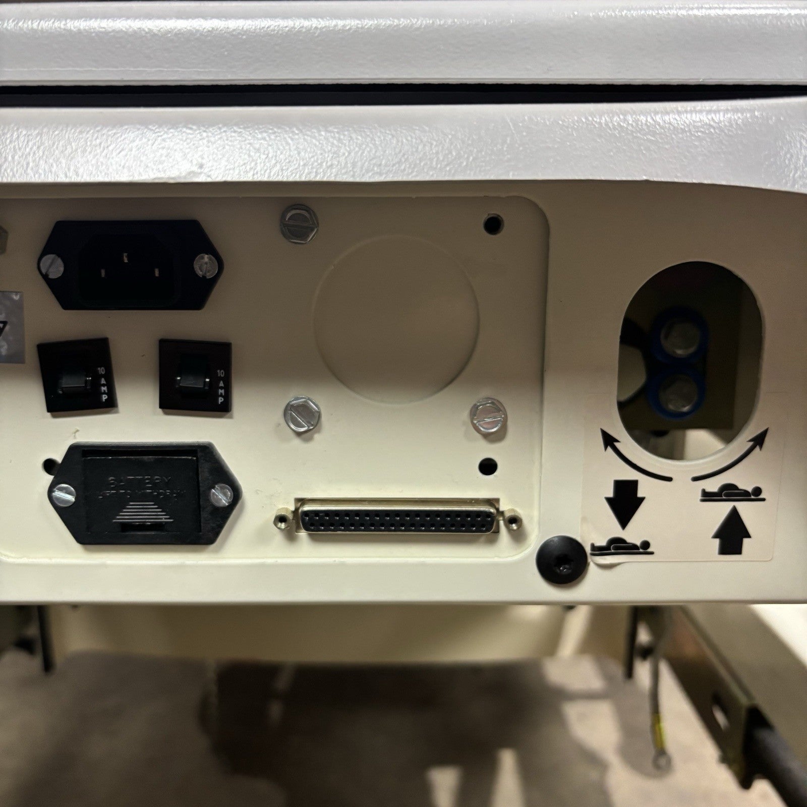 Stryker LD304 Birthing Bed Powers and Lifts Torso Hydraulic Stuck