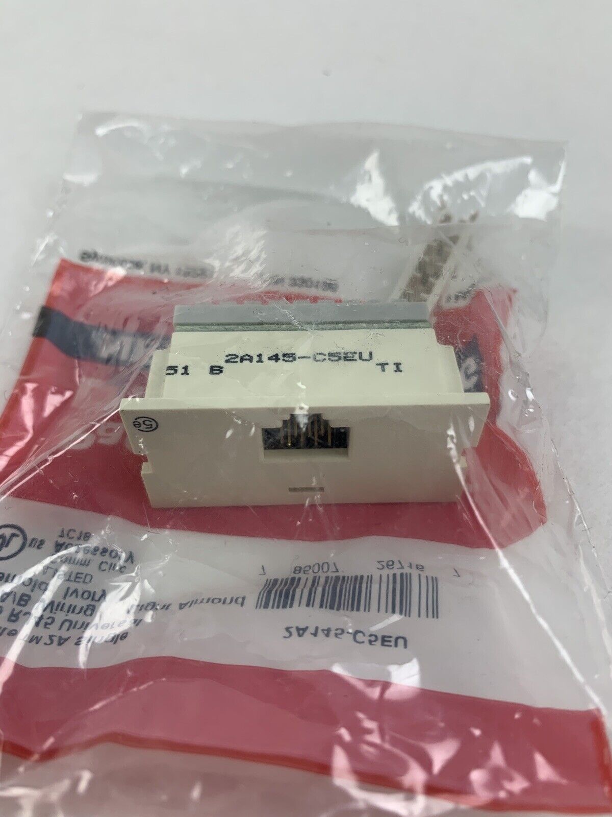 Pass & Seymour 2A145-C5EU Activate 2A Single Cat 5e RJ45 Wiremold Ivory Lot of 2