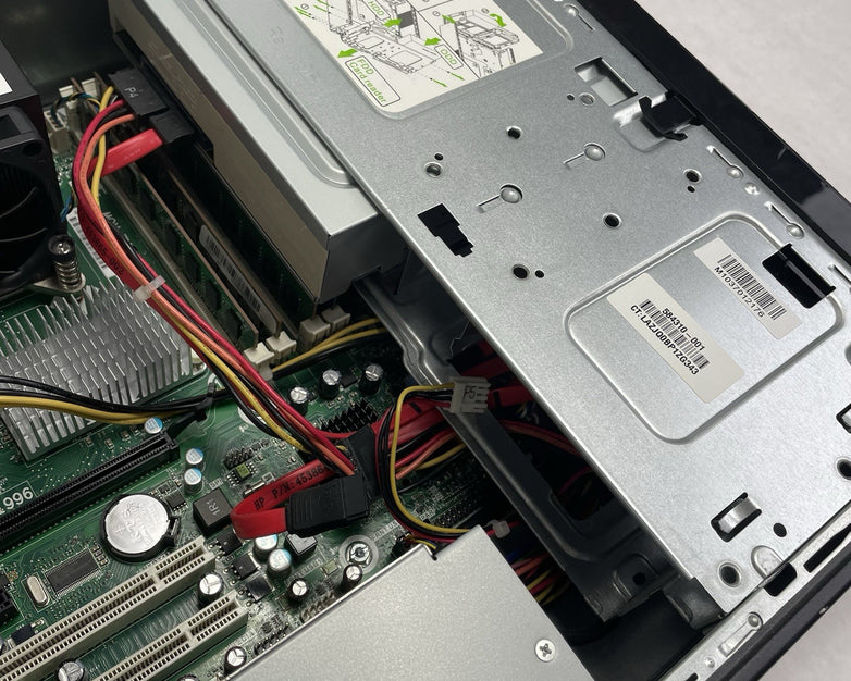 HP Pro 3000 SFF Pentium Dual-Core E6700 3.20 GHz 8 GB RAM No HDD No OS