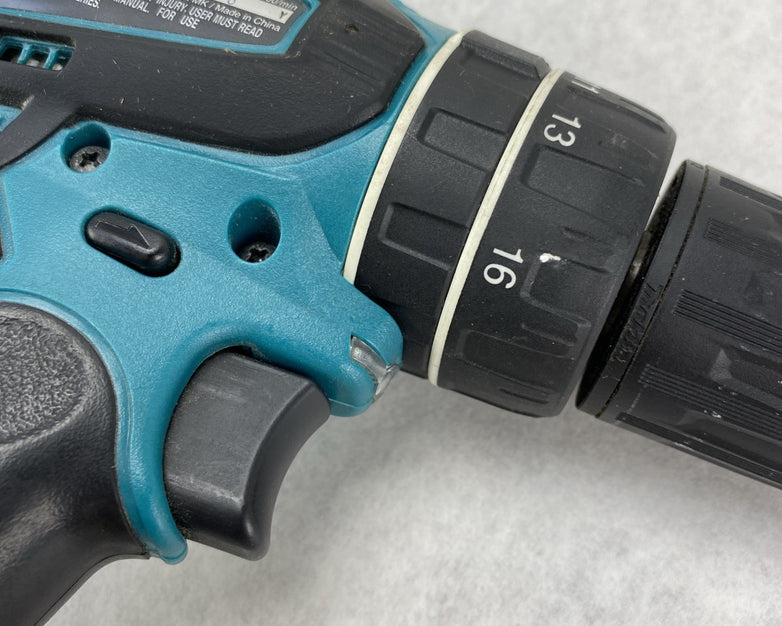 Makita XPH01 Cordless Hammer Driver Drill With Charger and Case - No Battery
