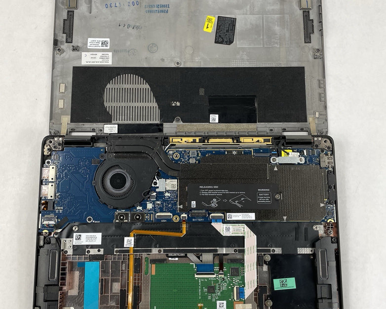Dell Latitude 7410 14" i7-10610U 1.8GHz 16GB RAM No SSD/OS/AC/Batt-Scratched Key