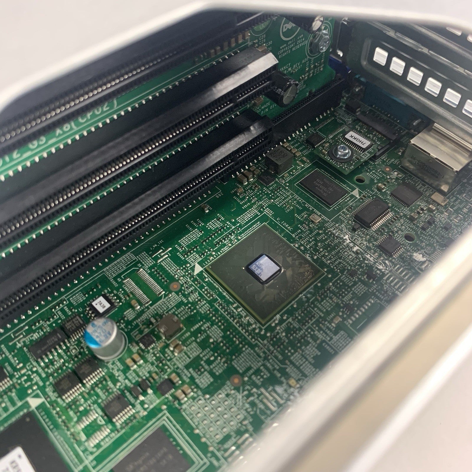 Dell Poweredge R730 2U Server 2x Intel E5-2620v3 2.4 GHz 32 GB Ram No OS No HDD21
