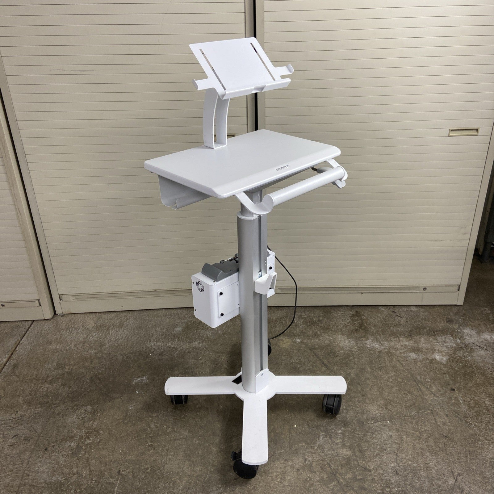 Ergotron StyleView Tablet SV10 Cart w/ Vitec Videocom IP20 - Elora Anton Bauer