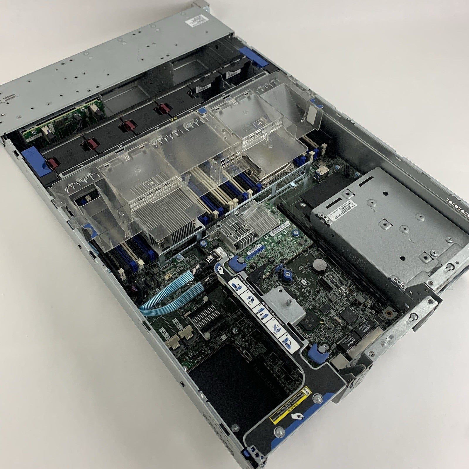 HP ProLiant DL380 Gen 9 1x Xeon E5-2640v4 2.4 GHz 16 GB Ram No HDD No OS No PSUs10