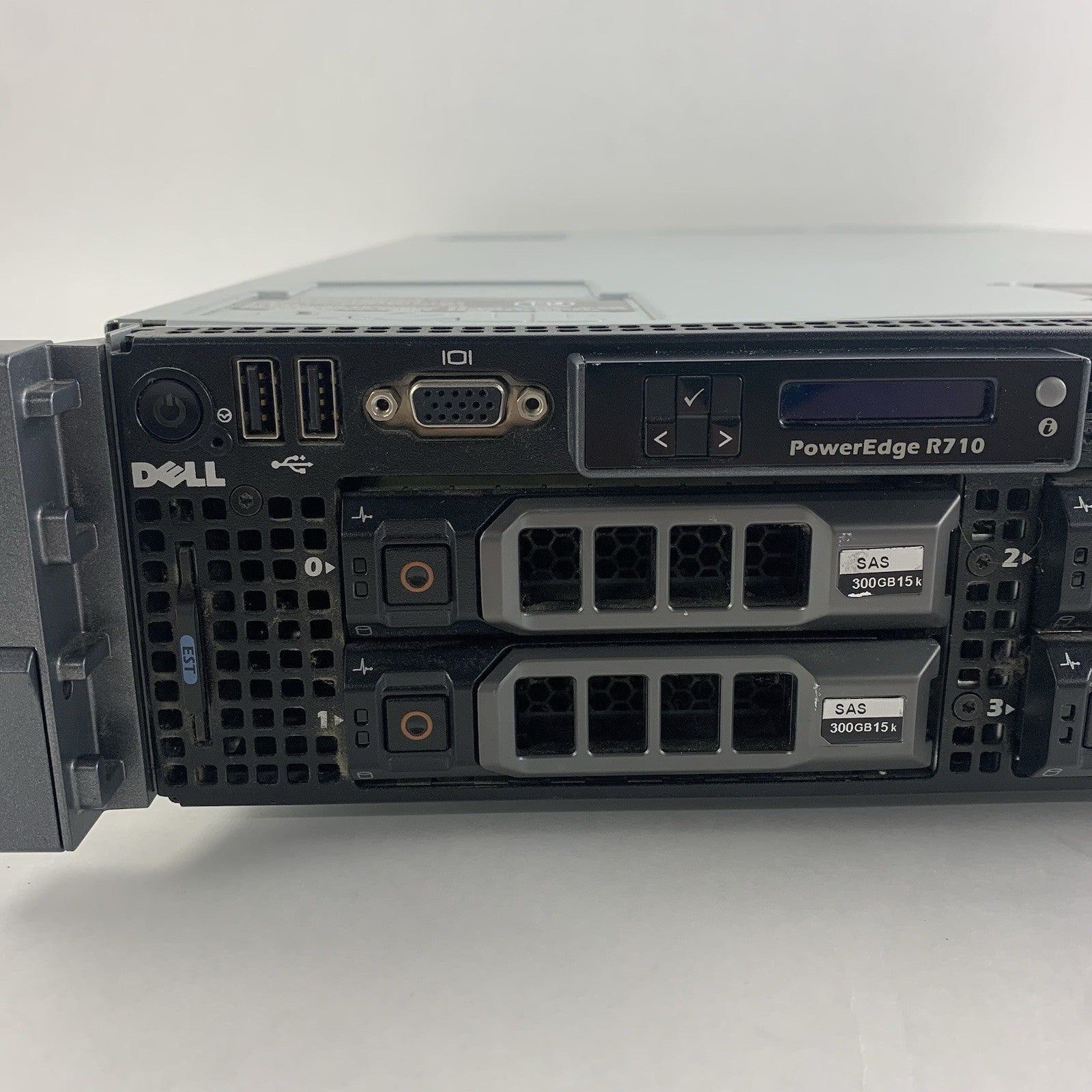 Dell Poweredge R710 Server 2x E5620 2.4 GHz 48 GB Ram Bad ODD No HDD No OS2