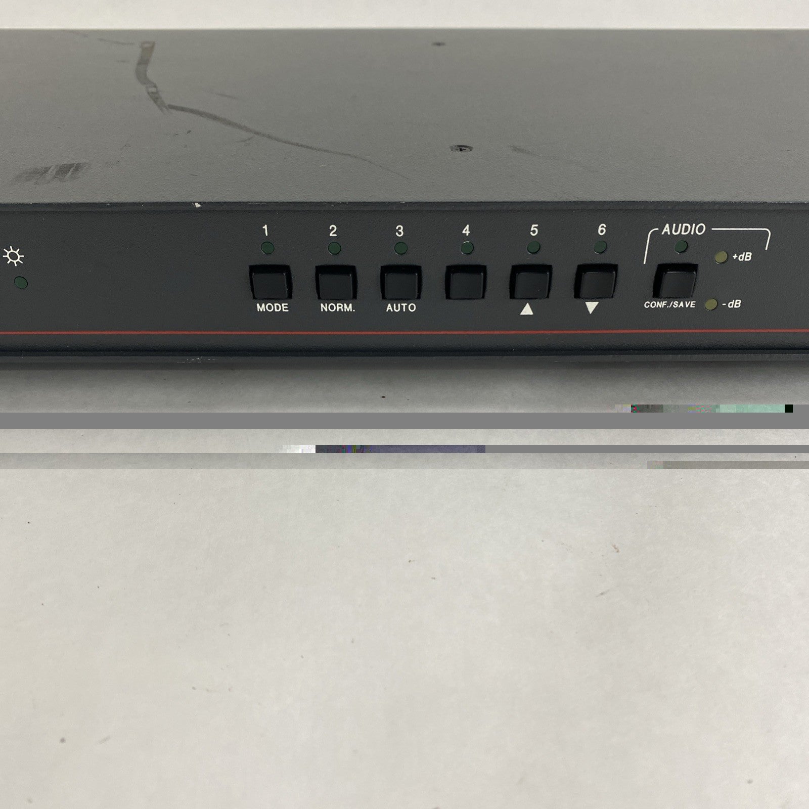 Extron SW6 VGA Audio Switch Tested5