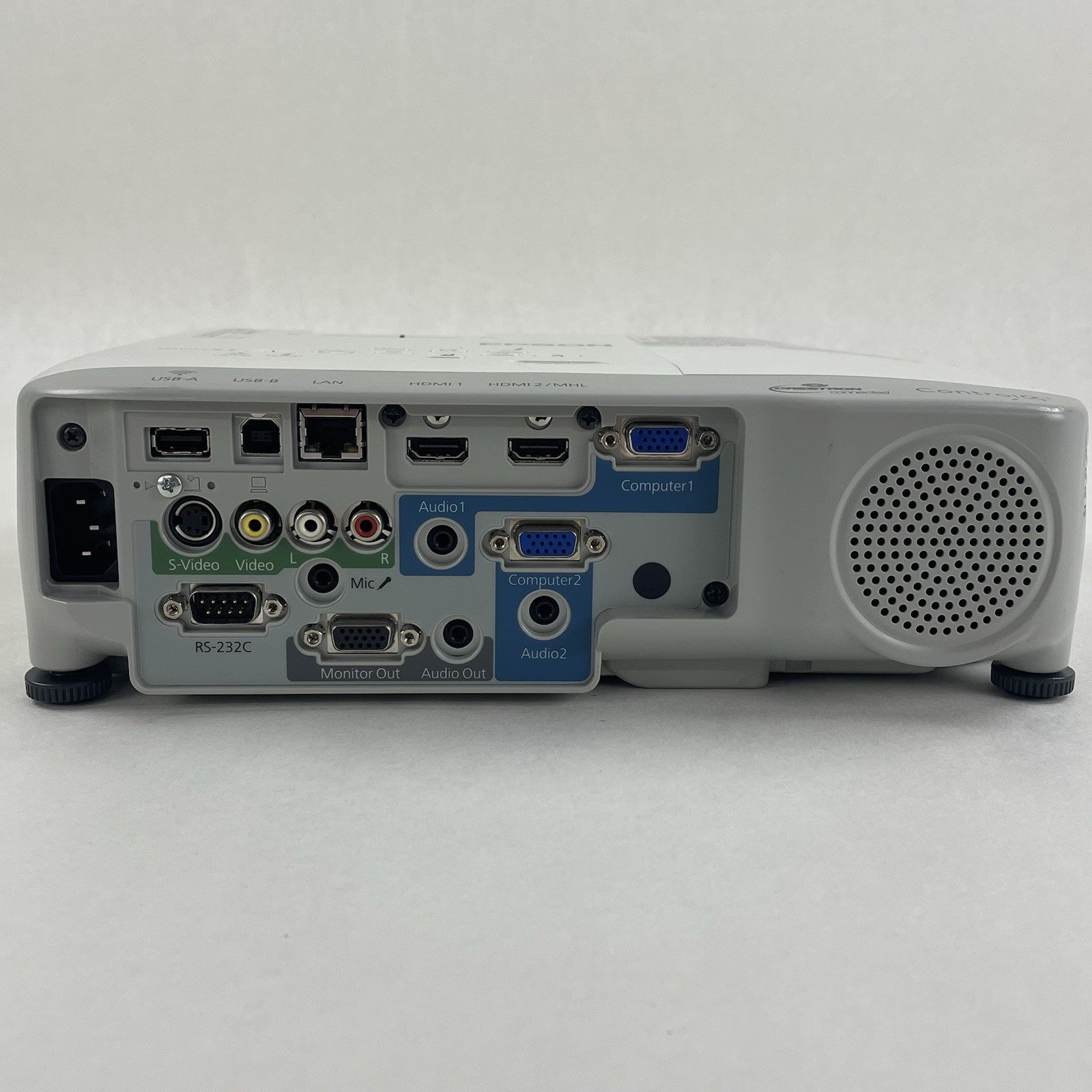 Epson H687A White Portable 100-240V 3LCD LCD (456 Lamp Hours)