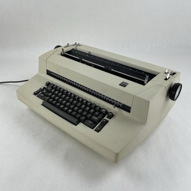 IBM Correcting Selectric II Typewriter Tested No Ribbon