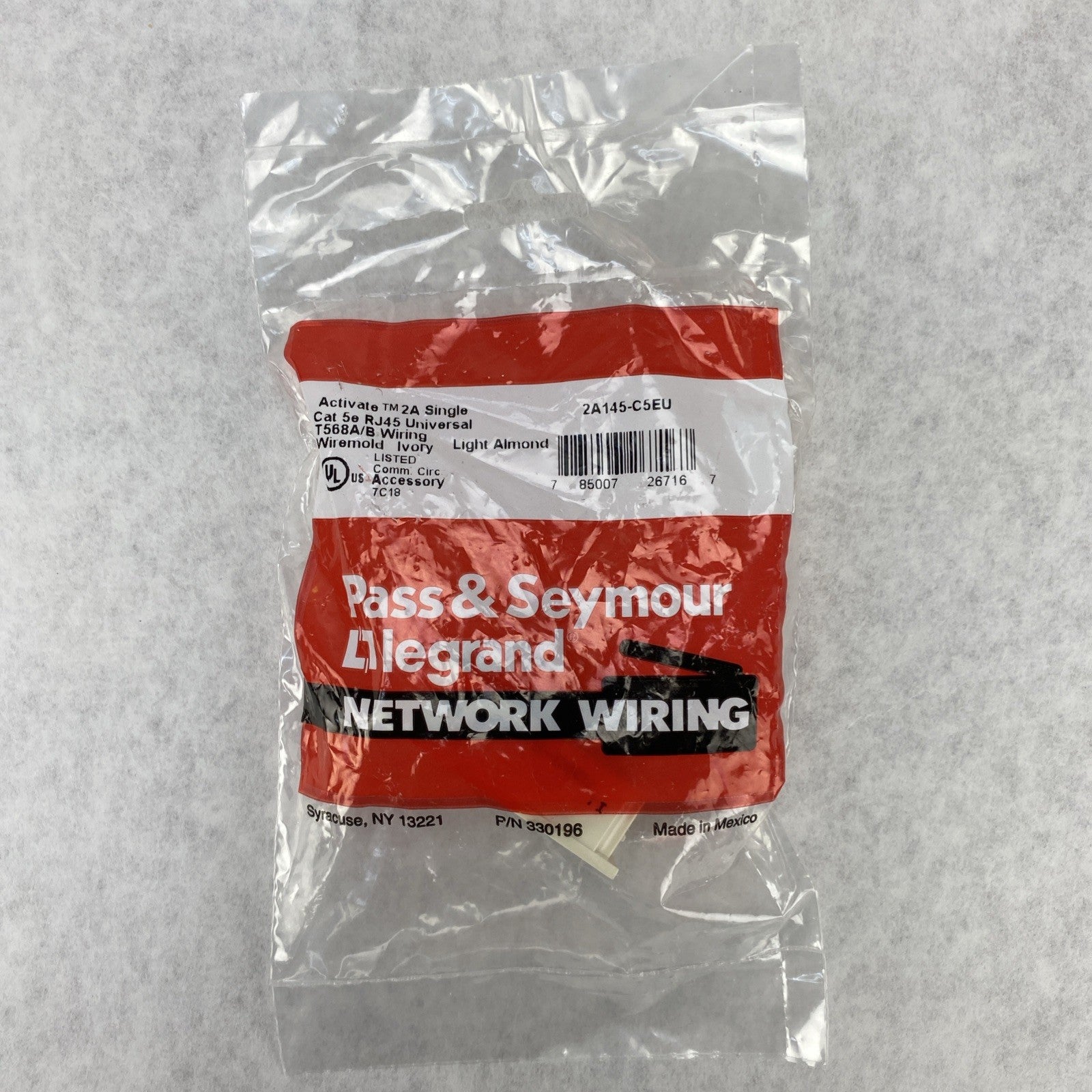 Pass & Seymour 2A145-C5EU Activate 2A Single Cat 5e RJ45 Wiremold Ivory - Lot 151