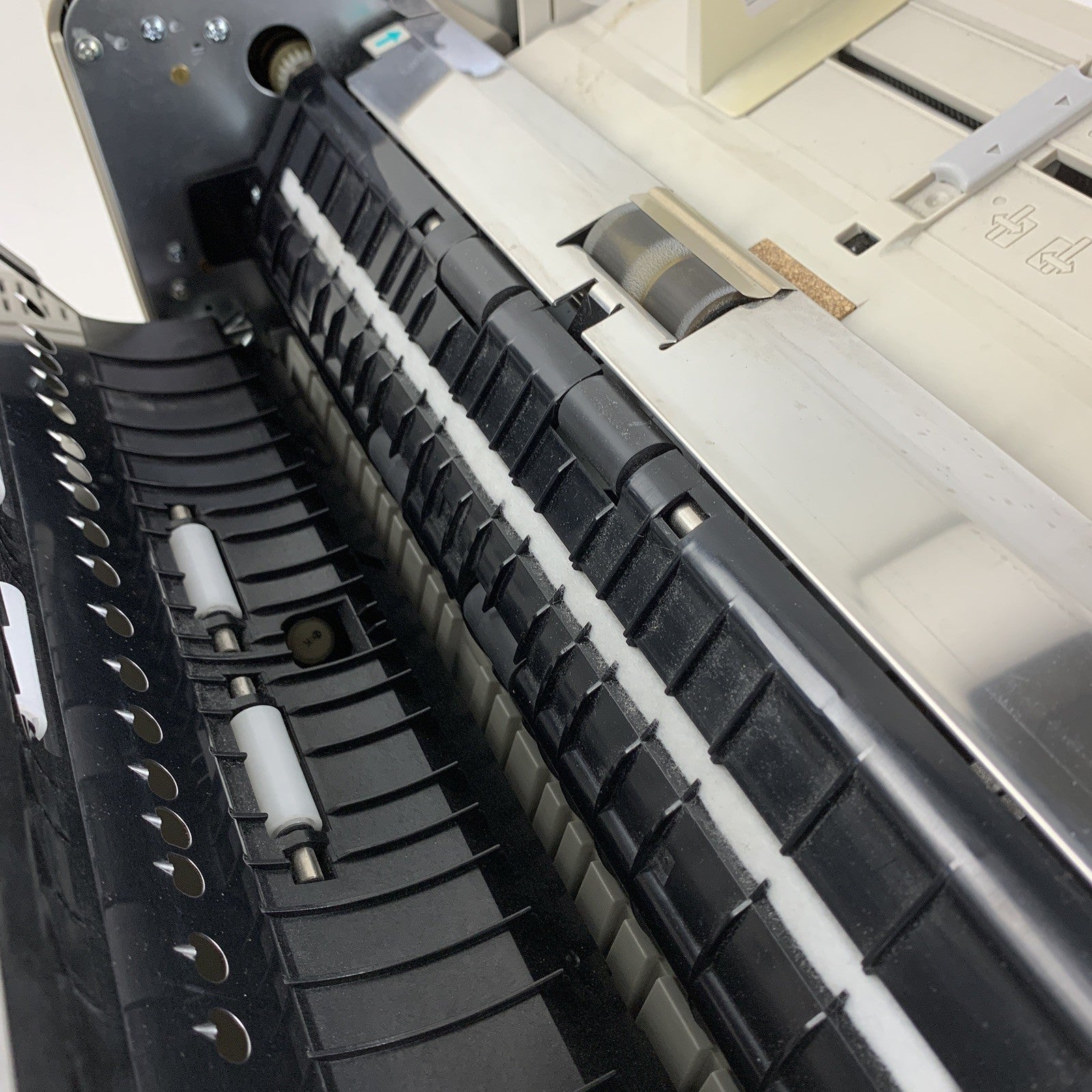 Kodak Truper 3610 Color Duplex Document Scanner 332K Scans Broke Feed Tray