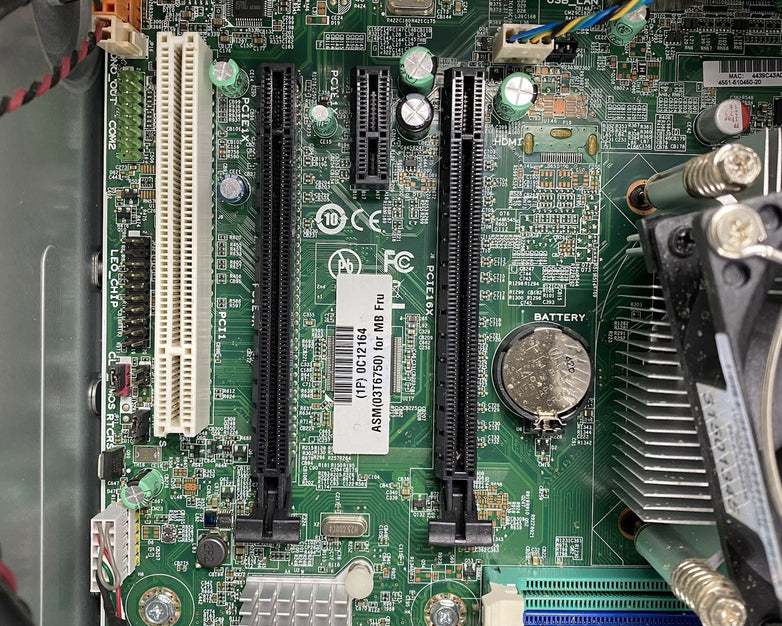 Lenovo ThinkStation E32 MT Intel Core i3-4330 3.50GHz 4GB RAM No HDD No OS