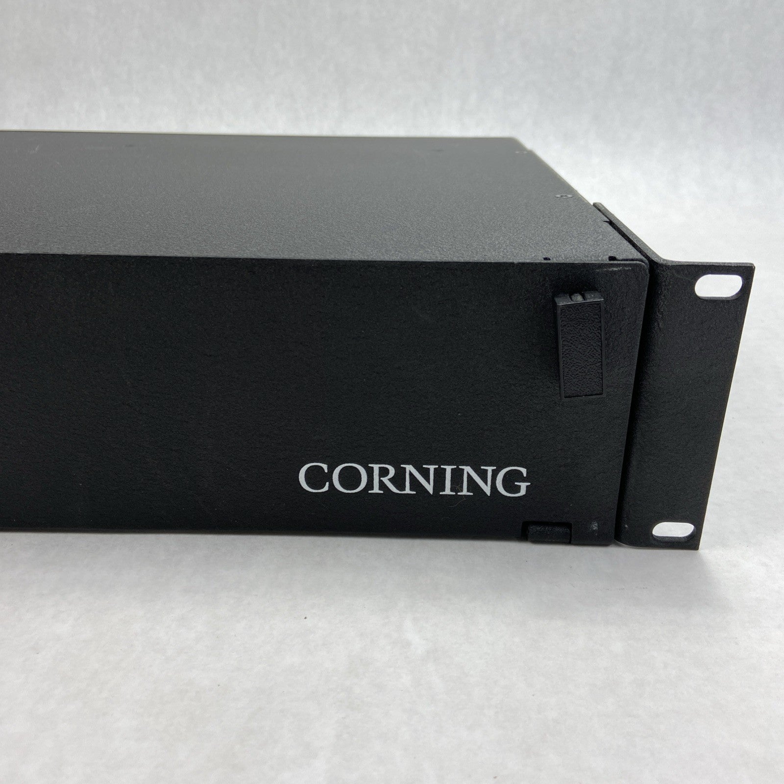 Corning Lanscape CCH-02U 2 Rack Unit Closet Connector Housing