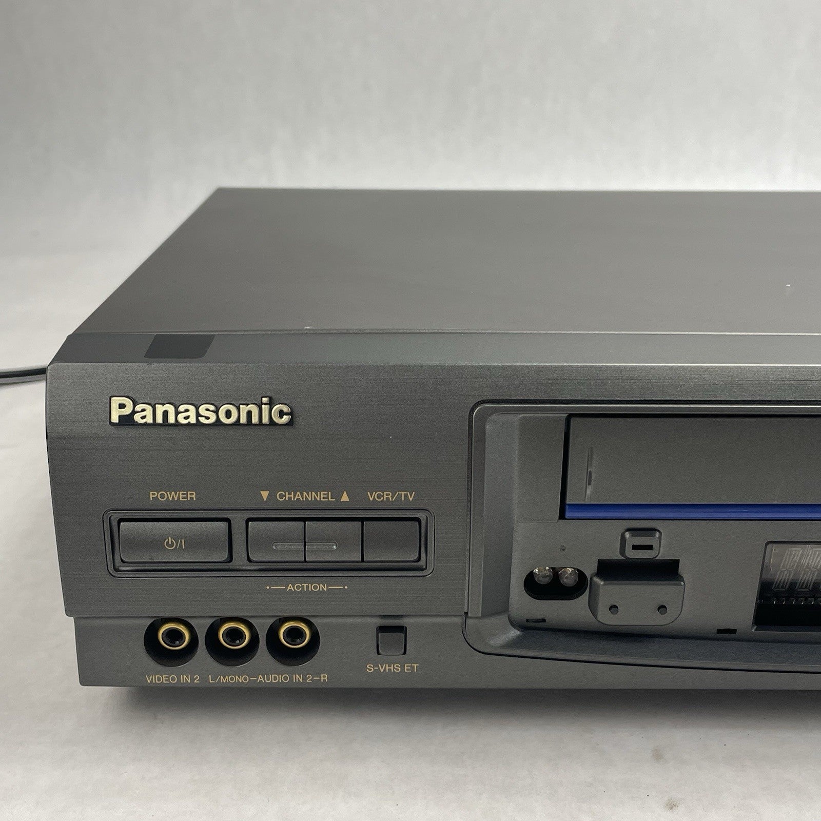 Panasonic Blue Line PV-VS4820 Omnivision Missing Faceplate Tested Working2