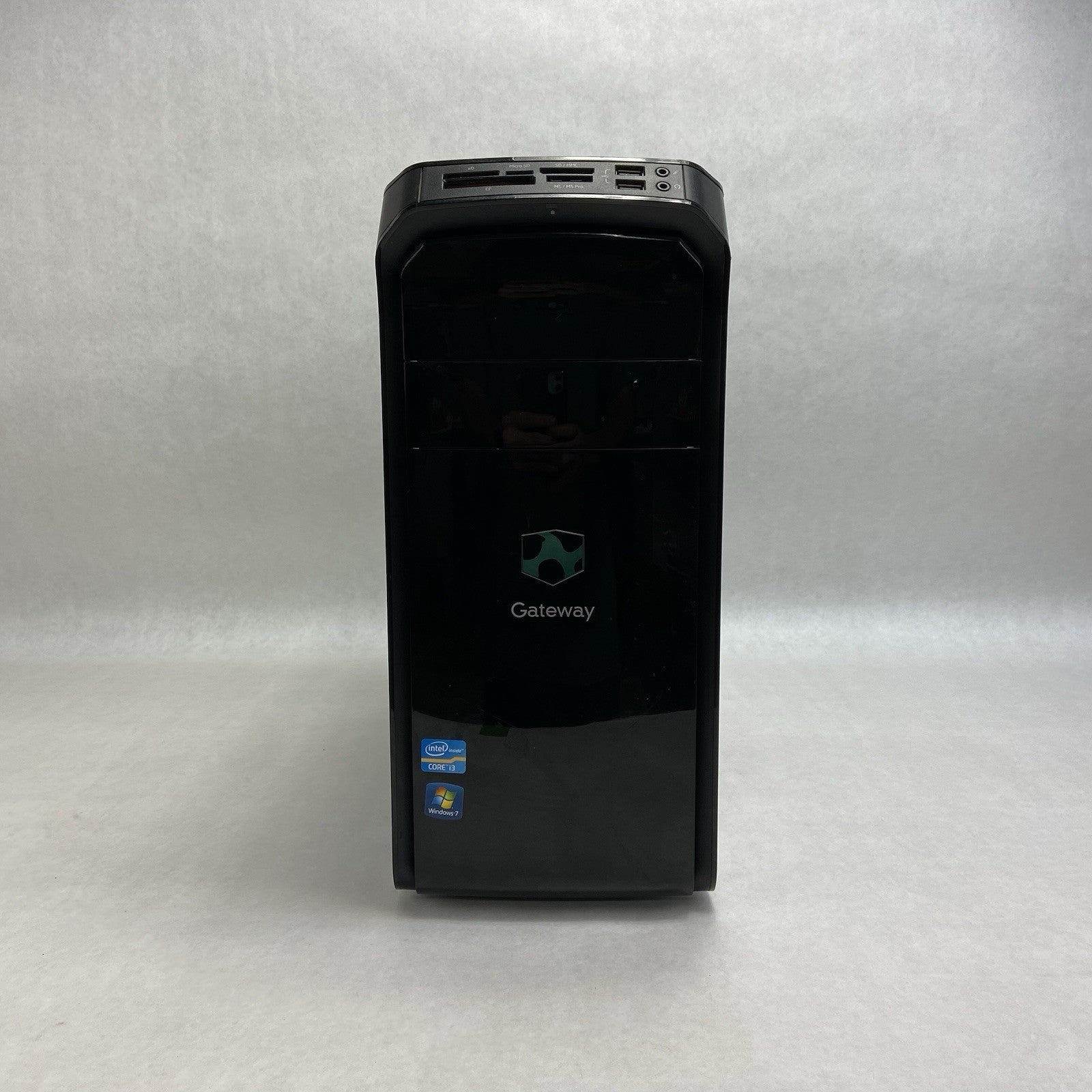 Gateway DX4860 MT Intel Core i3-2100 3.1GHz 6GB RAM No HDD No OS1