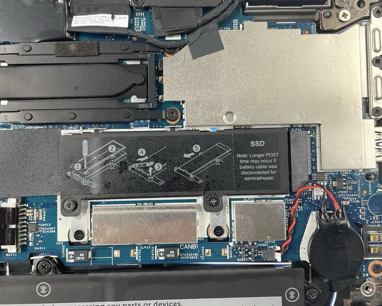 Dell Latitude 5330 13.3" i5-1235U 3.96 GHz 16 GB RAM No SSD/OS/AC - Bad Vents
