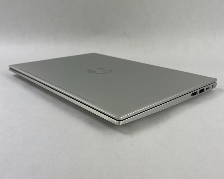 HP ProBook 630 G8 13.3" i7-1165G7 2.80 GHz 8 GB RAM No SSD/OS/AC