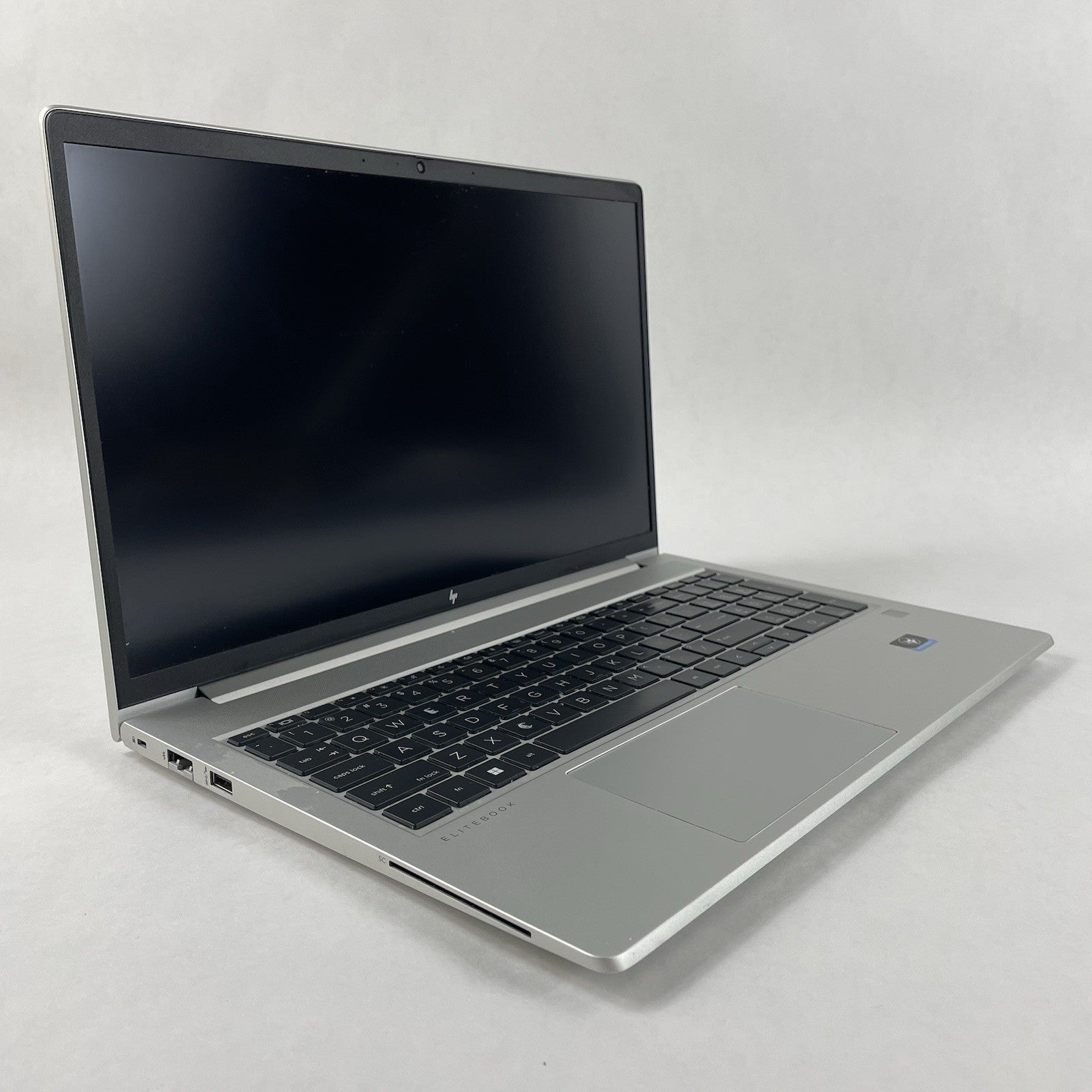 HP EliteBook 655 G9 15.6" AMD Ryzen 5 Pro 5675U 2.30 GHz 8 GB RAM No SSD/OS/AC0