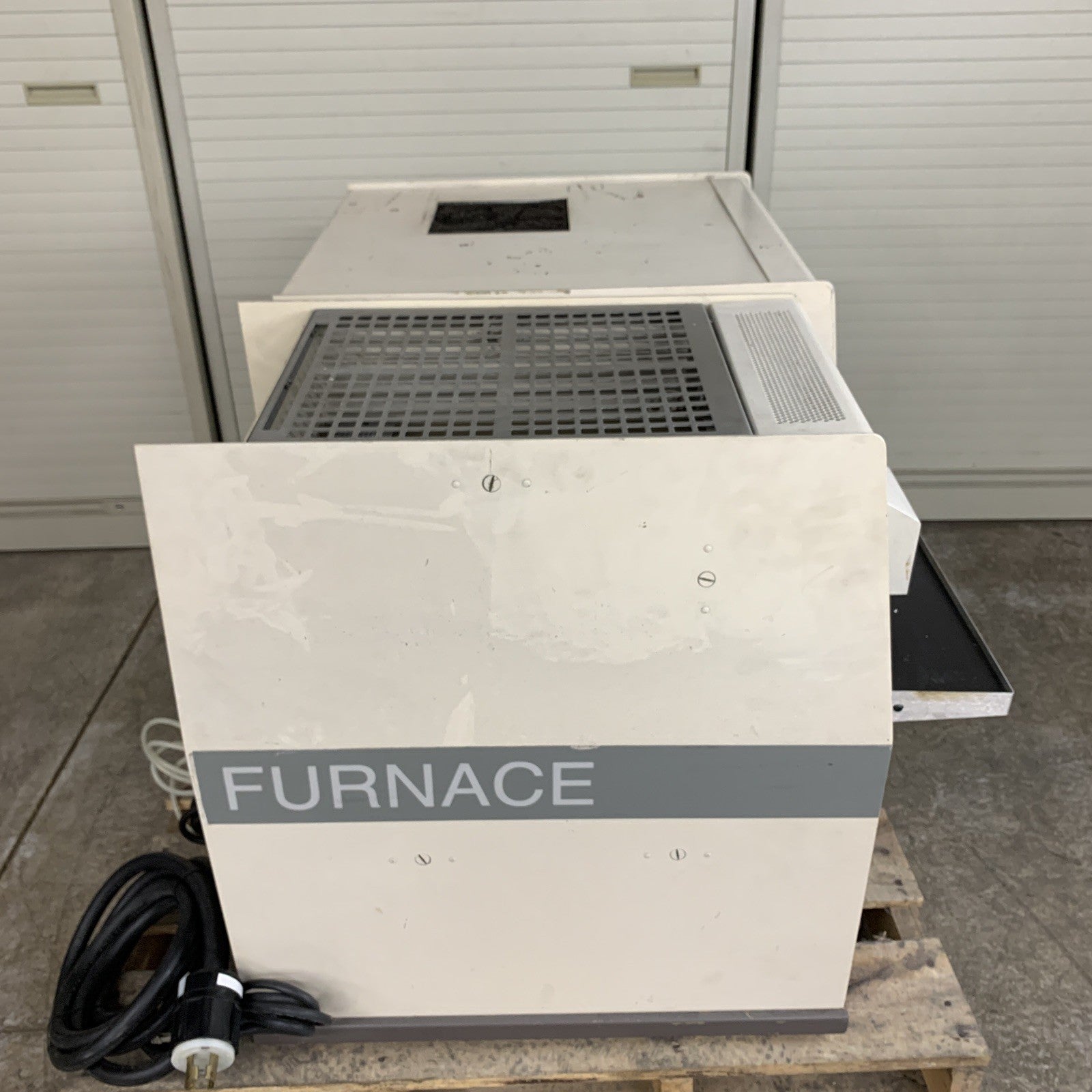 Leco Corp. SC-444 Carbon and Sulfur Analyzer /w 602-500 Furnace No HDD