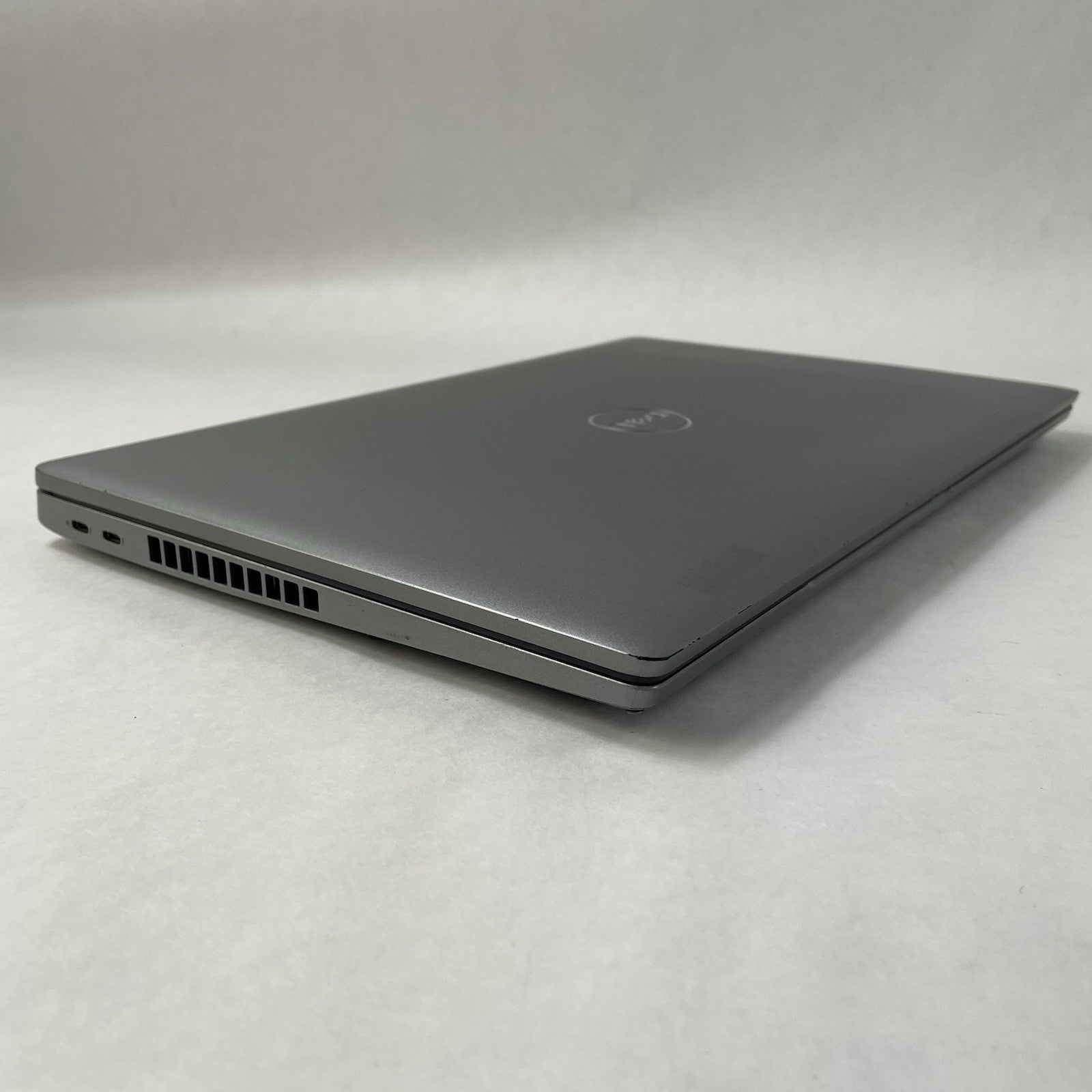 Dell Latitude 5520 15.6" i5-1135G7 2.40 GHz 8 GB RAM No SSD/OS/AC/Battery - READ10