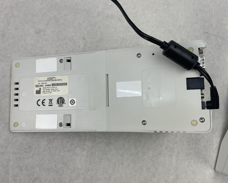 Abbott i-STAT 1 300 Handheld Analyzer With Base For Parts