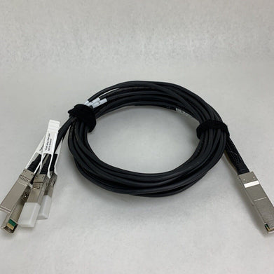Dell EMC 038-004-950-00 AMPHENOL 3M Cable