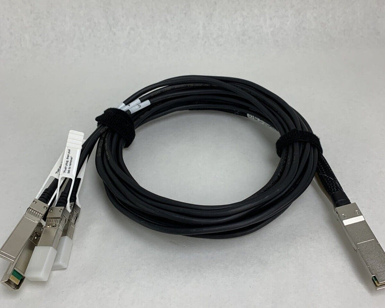Dell EMC 038-004-950-00 AMPHENOL 3M Cable