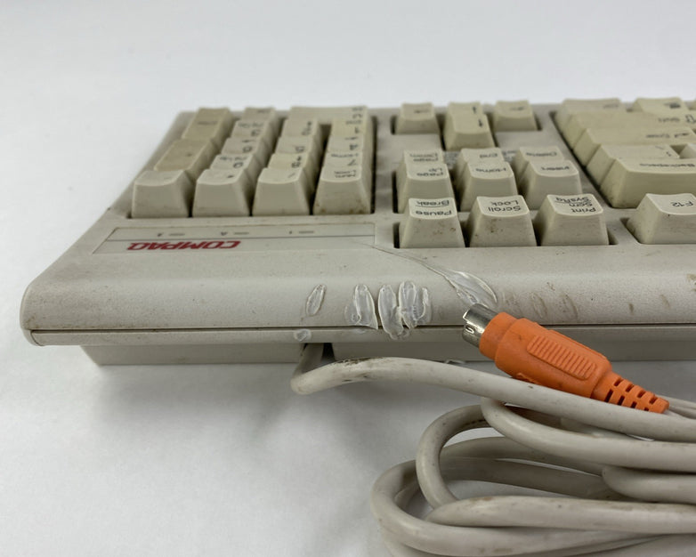 Compaq KB-3923 5V 18"L 7"W 6 Pin Keyboard - Tested