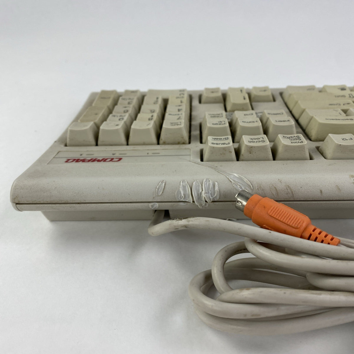 Compaq KB-3923 5V 18"L 7"W 6 Pin Keyboard - Tested 7