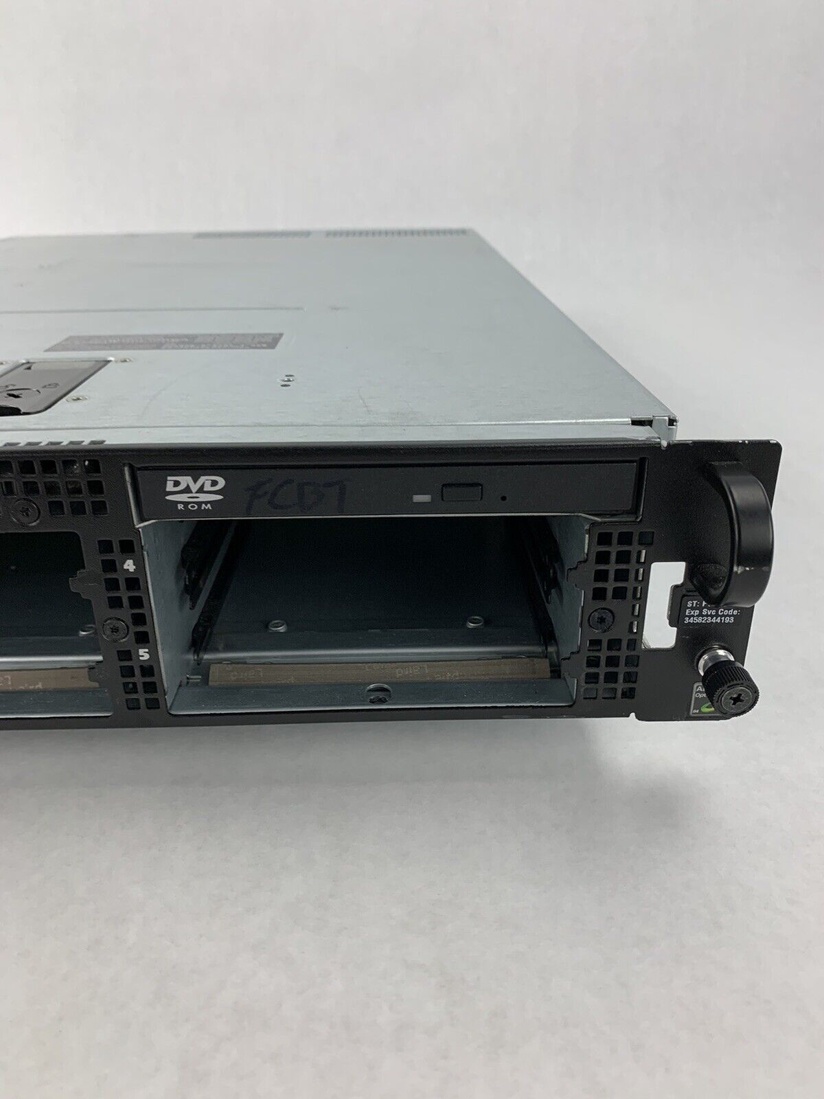 Dell PowerEdge 2970 2x Opteron 2386 2.5 GHz 32 GB RAM No OS No HDD