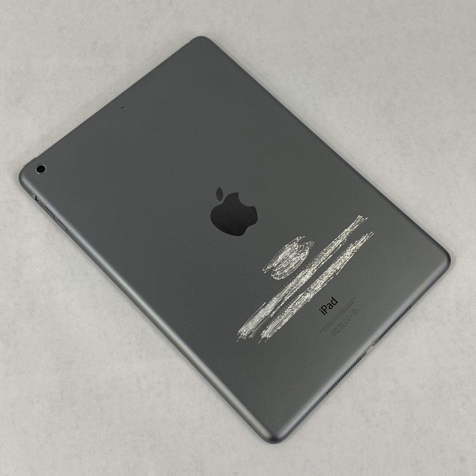 Apple iPad Air 1st Gen A1474 16GB Wi-Fi 9.7" Space Gray IOS 12.5.88