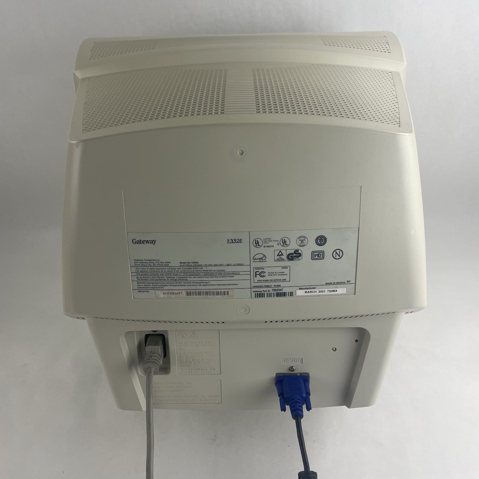 Gateway VX920 Diamondtron NF 17" Flatscreen CRT Monitor 1600x1200 85Hz7
