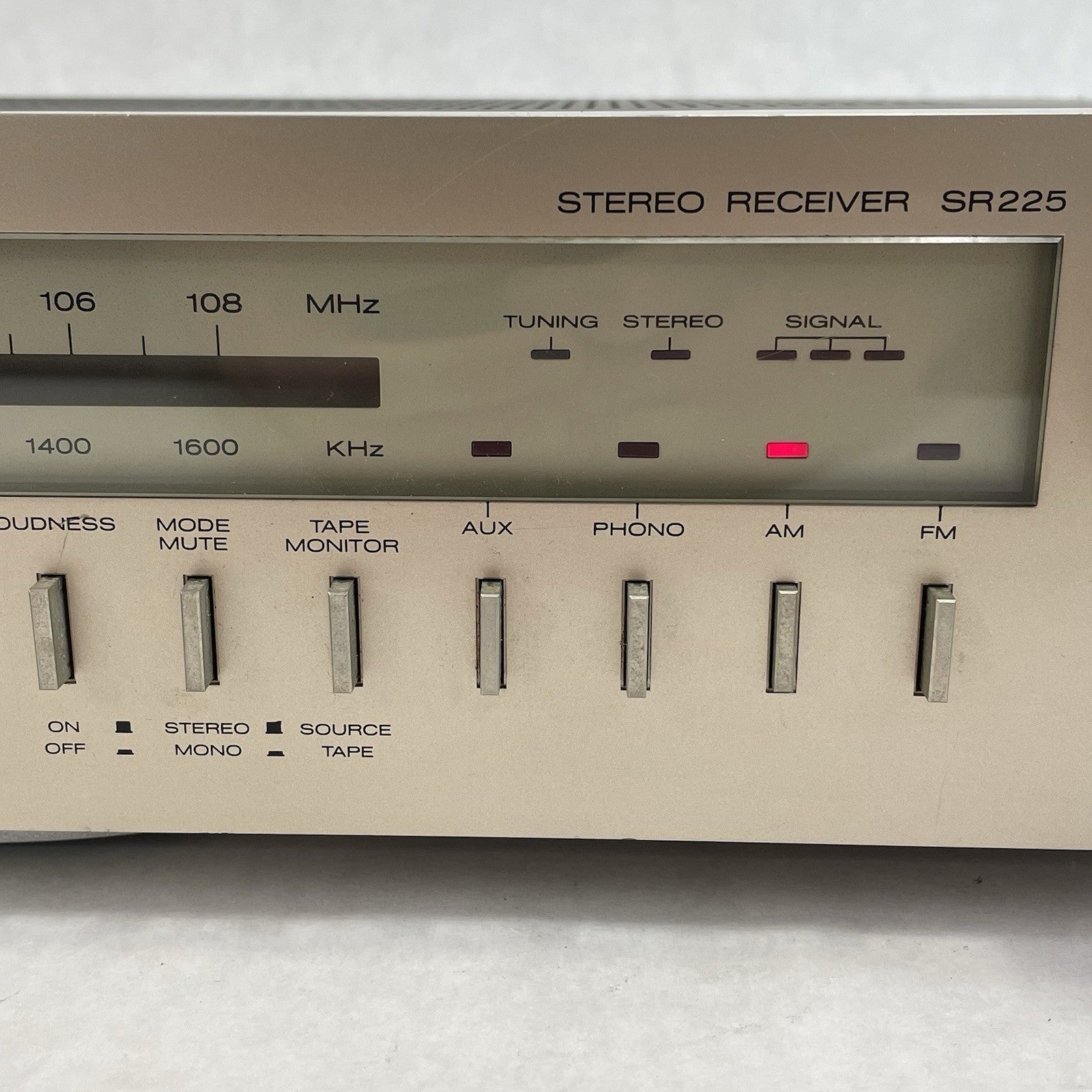Marantz SR225 Stereo Receiver Tested5