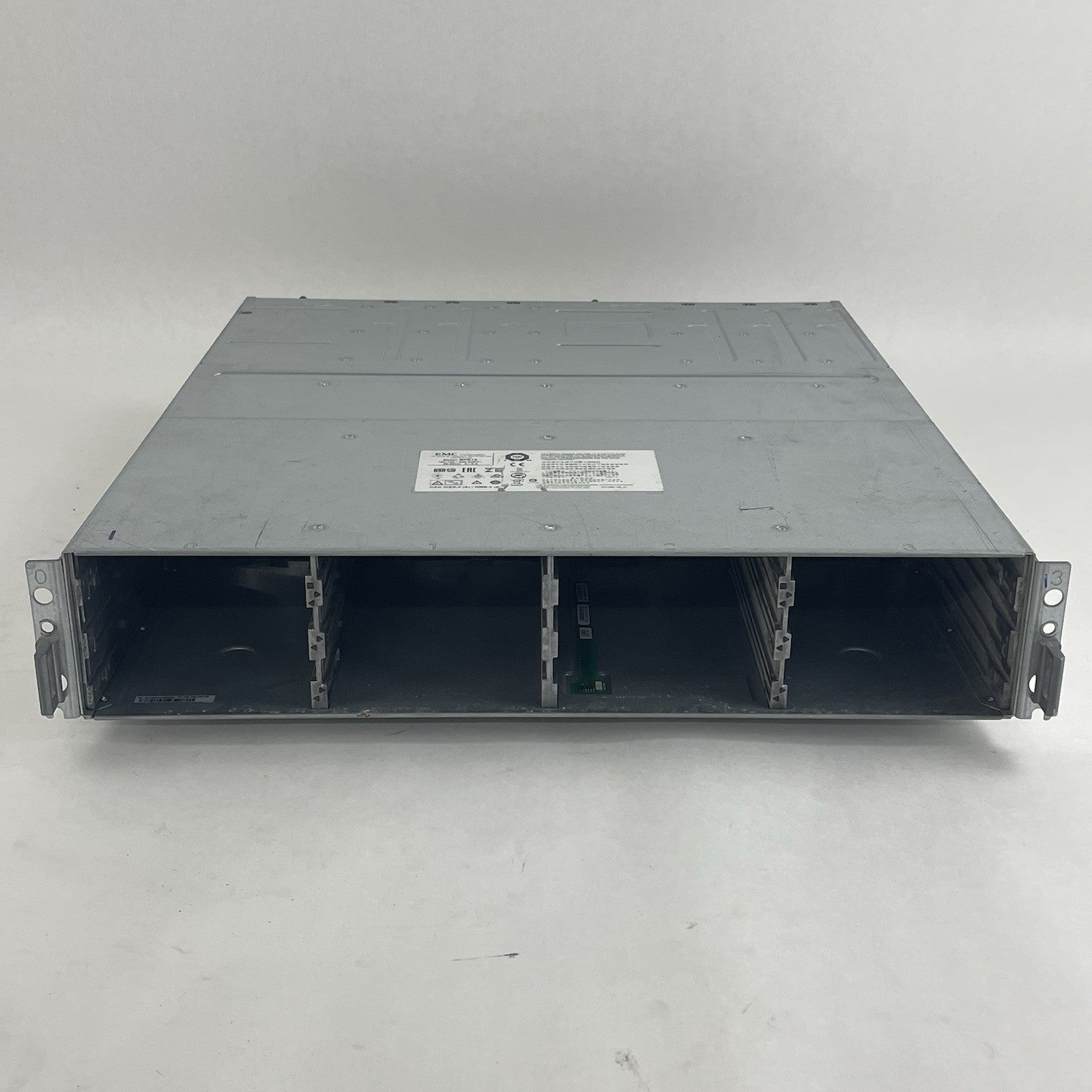 EMC BPE12 12-LFF 2U Unified Hybrid Array 2* 875W No Controller Just PSU1