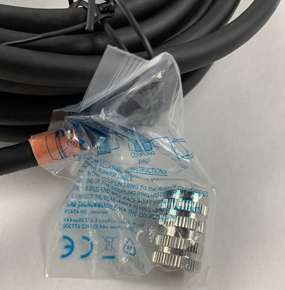 RapidRun E188601 PC Runner Cable 25 Feet 15 Pin Female Connectors Box Opened