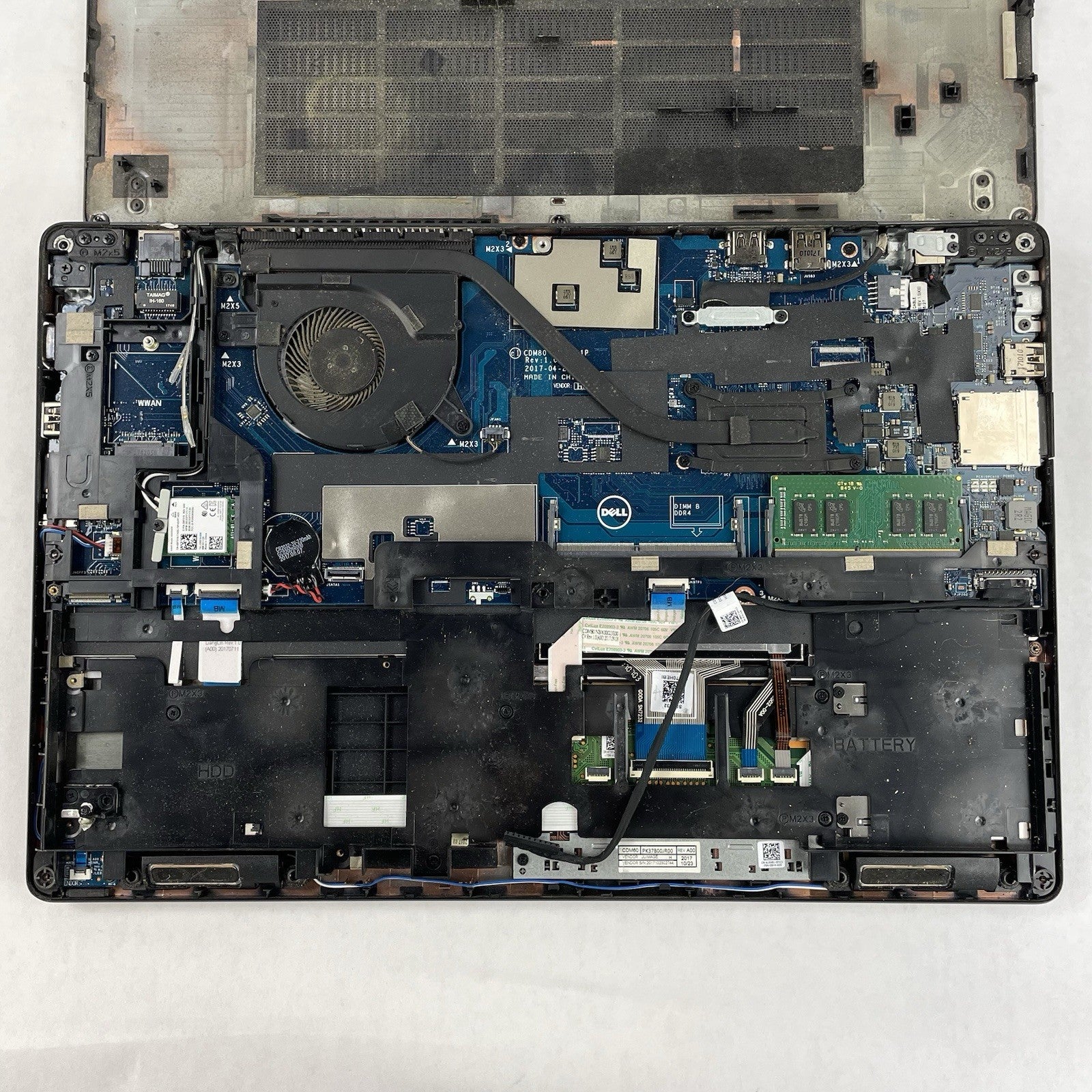 Dell Latitude 5580 15.6" i5-7300U 2.60 GHz 8 GB RAM No SSD/OS/Battery20