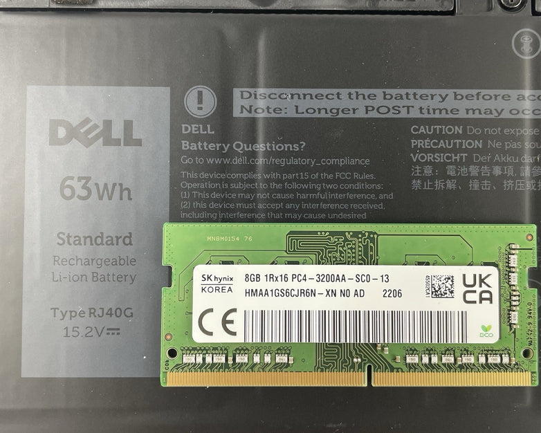 Dell Latitude 5520 15.6" i5-1145G7 2.60GHz 8GB RAM No SSD/OS/AC- Scratched Paint
