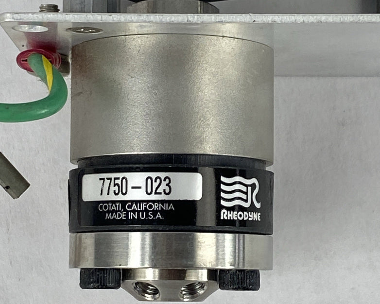 Rheodyne 7750E-030 6 Port Valve Oriental Motor C7733-9012K Vexta Stepping Motor